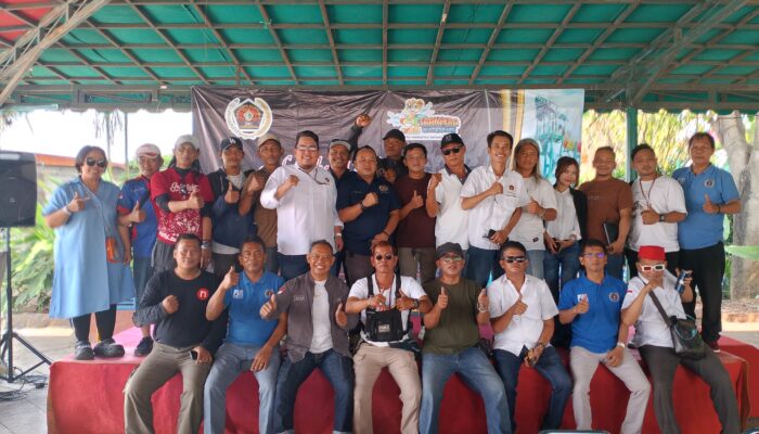 PWI Bekasi Raya dan Transera Waterpark Bangun Sinergitas Dengan Family Gathering