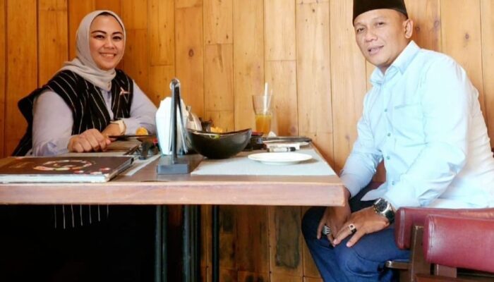 Turun Gunung, Mantan Bupati dan Wabup Karawang Siap Gaskeun Abringkeun Jadikeun Acep-Gina