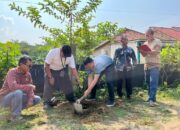 Sambut Hari Tata Ruang Nasional, Dinas PUPR Karawang Libatkan Peran Aktif Masyarakat Dengan Tanam Pohon