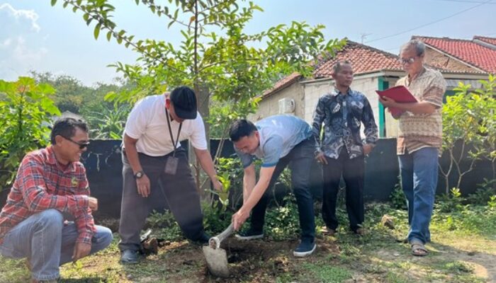 Sambut Hari Tata Ruang Nasional, Dinas PUPR Karawang Libatkan Peran Aktif Masyarakat Dengan Tanam Pohon