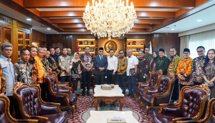 ADKASI dan MPR RI Bahas Penguatan Tugas dan Fungsi DPRD Kabupaten dalam Mendukung Agenda Nasional