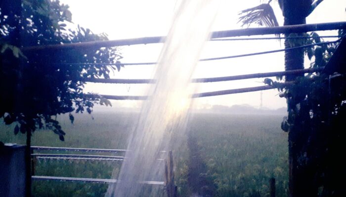 Hujan Rahmat di Bulan Ramadan, Sejukkan Hati Umat Muslim