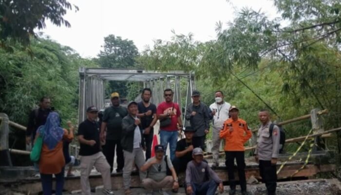 Jembatan Cicangor Belum Selesai! Warga Pangkalan Kecewa dan Minta Bantuan TNI