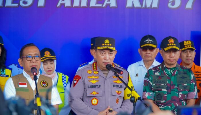 Pantau Kesiapan Mudik, Pejabat Tinggi Negara Tinjau Rest Area KM 57 Karawang