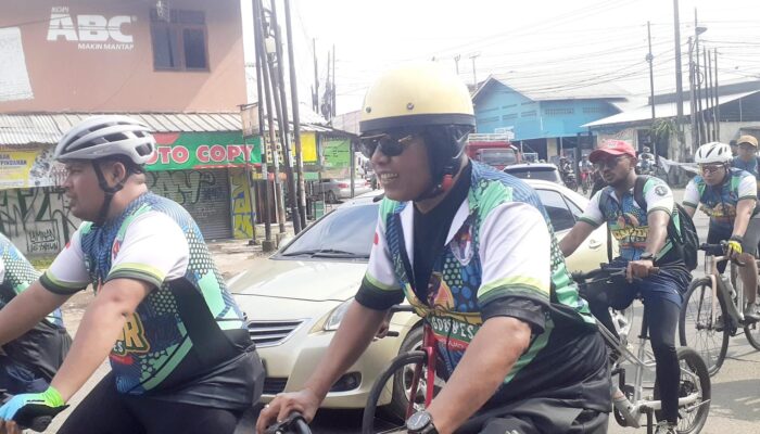 Kang HES dan Ansor GowesAjaDulu, Wujudkan Kebersamaan dan Semangat Kebangsaan di Karawang