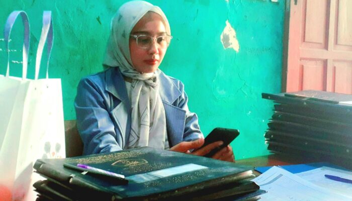 “Ranking Bukan Patokan Masa Depan”: Pesan Inspiratif Wali Kelas TBSM 3 SMK PGRI II Karawang di Hari Pembagian Rapor