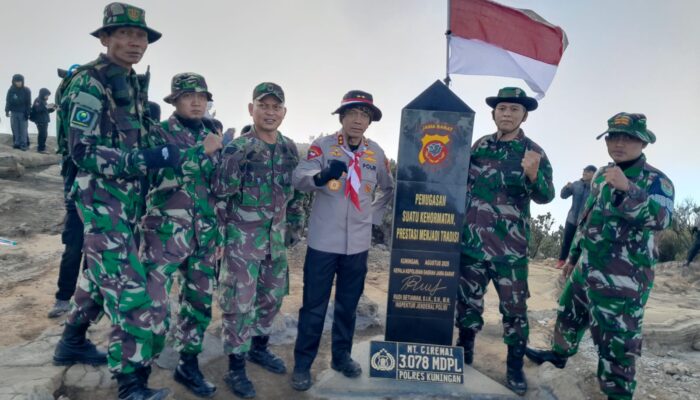 Solidaritas Merah Putih di Atap Jawa Barat, Kegiatan Pendampingan Mendaki Puncak Ciremai Bersama Kapolda Jabar