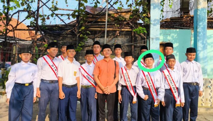 Siswa SMP Dar El Falah, Haidar Almairi, Juara Lomba Puisi Tingkat Kabupaten