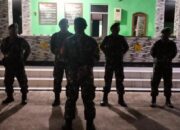Prajurit Terjun Langsung! Kodim Karawang Aktif Patroli Siskamling, Jamin Keamanan Warga