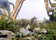 Sampah Menumpuk di Perbatasan Karawang Timur, Pemerintah Bertindak Cepat Normalisasi Saluran Irigasi