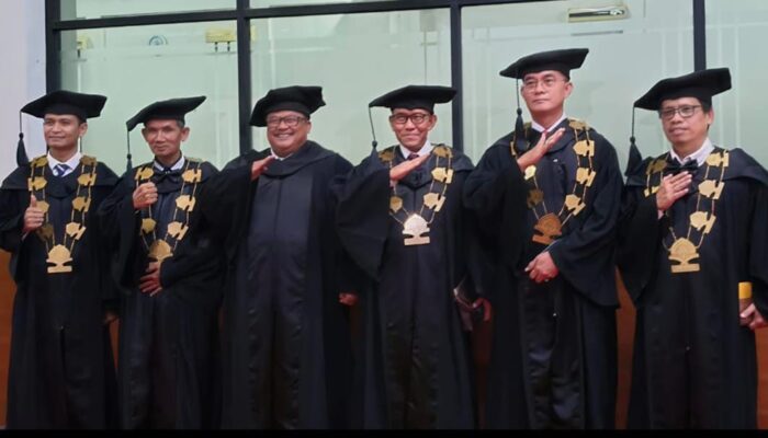 Jatuh Bangun Kisah H. Sopian Raih Gelar Doktor Layak Jadi Inspirasi