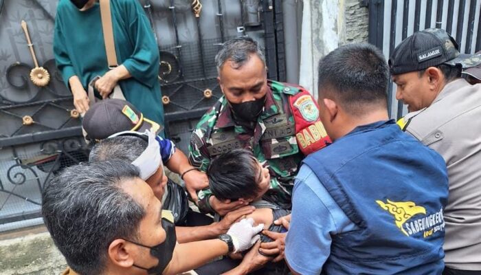 Reaksi Cepat! Sinergi Tiga Pilar Evakuasi Warga Depresi di Perum Rawamas Menuju Penanganan Lanjut