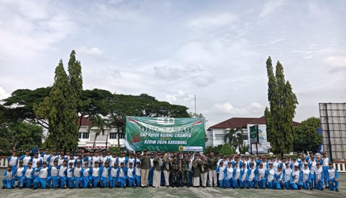 Tanamkan Disiplin dan Karakter Kebangsaan, 99 Siswa SMP Pupuk Kujang Ikuti Diklatsar Bersama Kodim 0604/Karawang