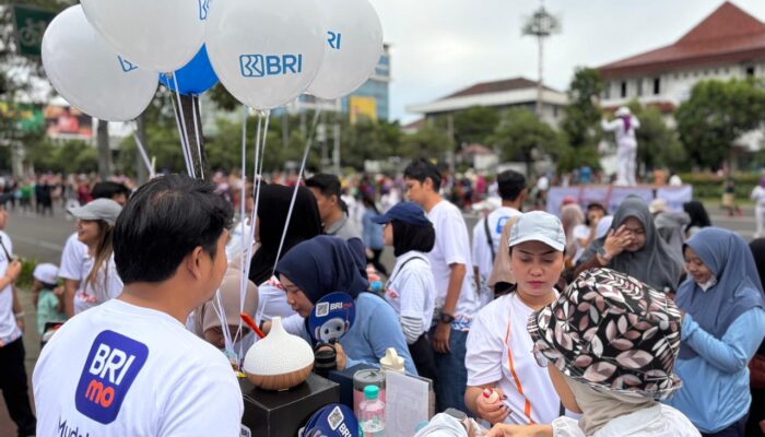 Meriahkan CFD, BRI Bekasi Harapan Indah Berikan Banyak Promo
