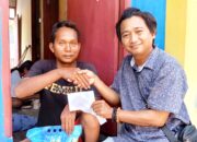 HUT ke-13 Fakta Jabar, Kang Ochim Turun ke Jalan, Bagikan Beras untuk Warga! 