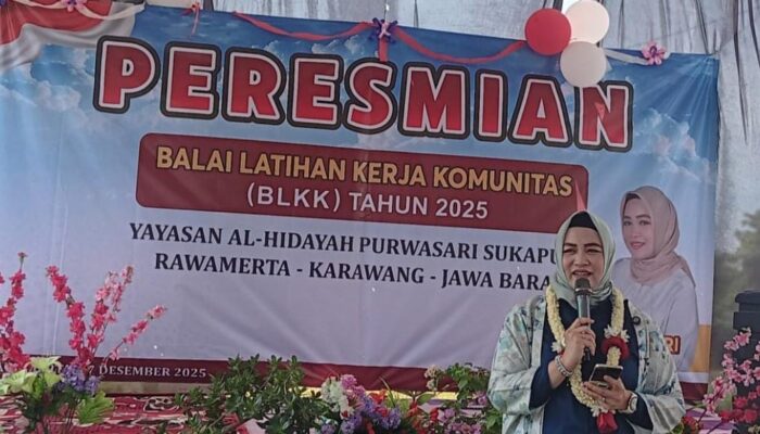 Perkuat Keahlian Generasi Muda, Wakil Ketua Komisi IX DPR RI Resmikan BLKK di Karawang