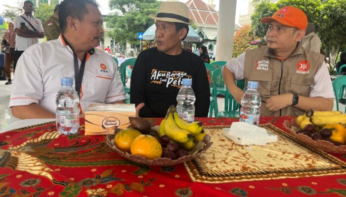 Pasar Tani : Angkat Derajat Petani dengan Membeli Komoditi Pertanian dengan Harga Layak