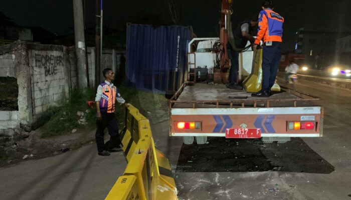 Makan Korban Tiga Orang Tewas, Dishub Karawang Tutup Permanen Akses Bendasari-Jalan Baru