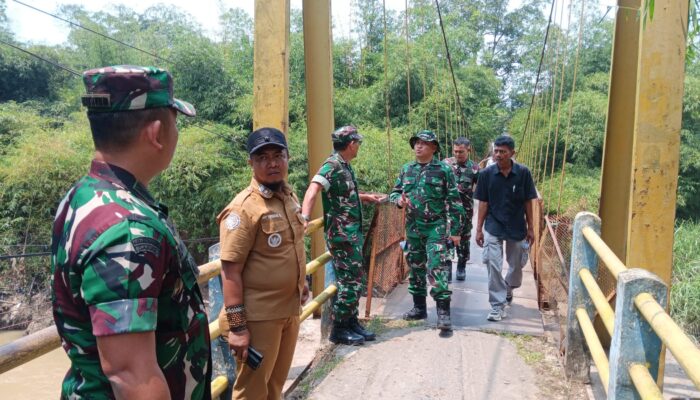 Percepat Infrastruktur Desa, Tim Wasev Kodam III/Siliwangi Tinjau Jembatan Kalijati