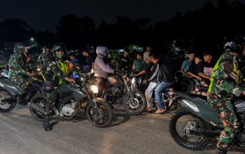 Antisipasi Begal dan Tawuran, Petugas Gabungan Patroli Motor Sisir Wilayah Rawan Telukjambe