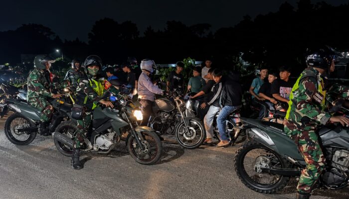 Antisipasi Begal dan Tawuran, Petugas Gabungan Patroli Motor Sisir Wilayah Rawan Telukjambe