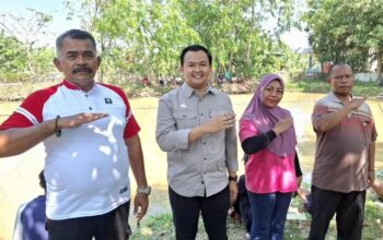 Ketua RW 07 Plawad Gelar Syukuran Mancing Gratis untuk Warga