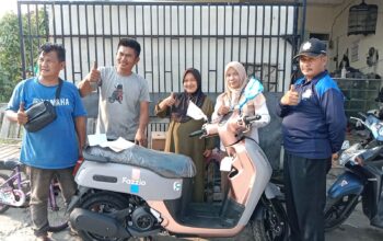 Dongkrak Ekonomi Warga, Bakal Calon Kades Teh Alya Gagas Program Gratis DP Motor