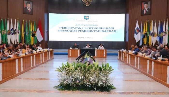 Kemendagri Dorong Percepatan SP2D Online di Rakor Elektronifikasi Transaksi Pemda