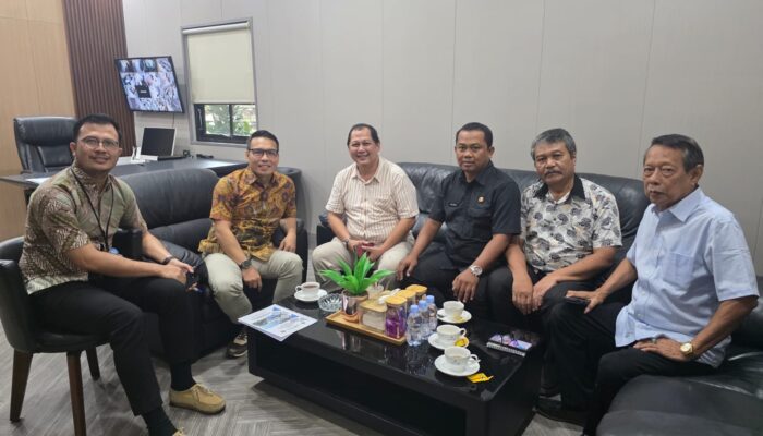 SMA Negeri 5 Karawang dan Bank BJB Bahas Kolaborasi untuk Pengembangan Program Pendidikan