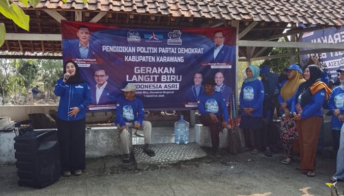 Sambut HUT ke-25 Partai Demokrat, DPC Demokrat Karawang Gelar Aksi Bersih Lingkungan di Ciampel