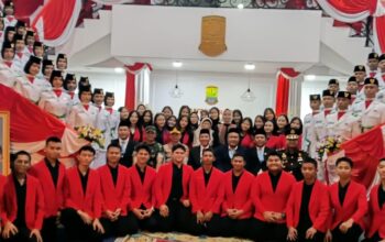 Padus SMAN 5 Karawang Tampil di Rangkaian HUT ke-81 RI, Nurul Aini: Terus Bersemangat Ukir Prestasi