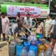 Warga Tanah Baru Karawang Dapat Bantuan Air Bersih dari Putih Sari